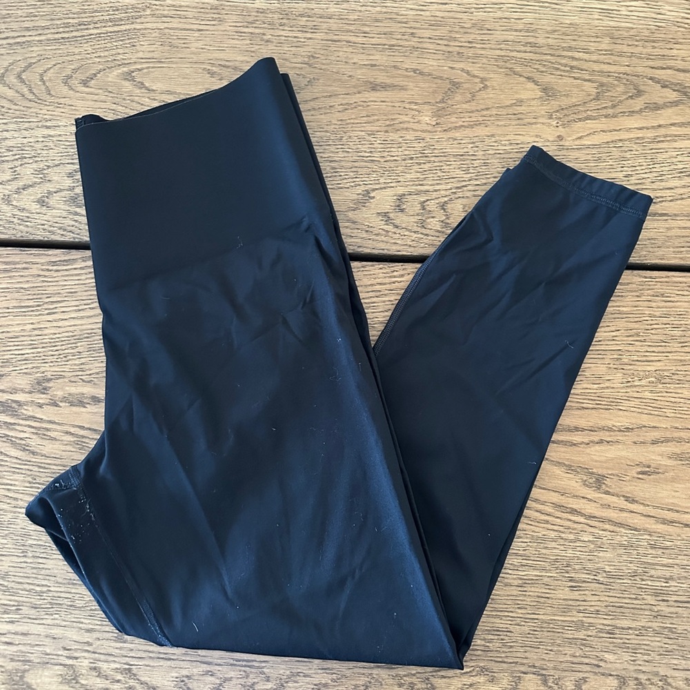 Everlane Perform Leggings